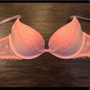 Victoria’s Secret push-up bra
